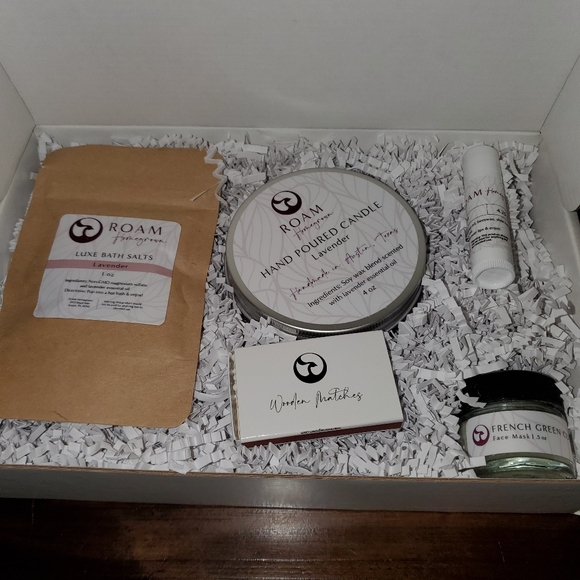 Roam Homegrown self care spa box - Picture 2 of 9
